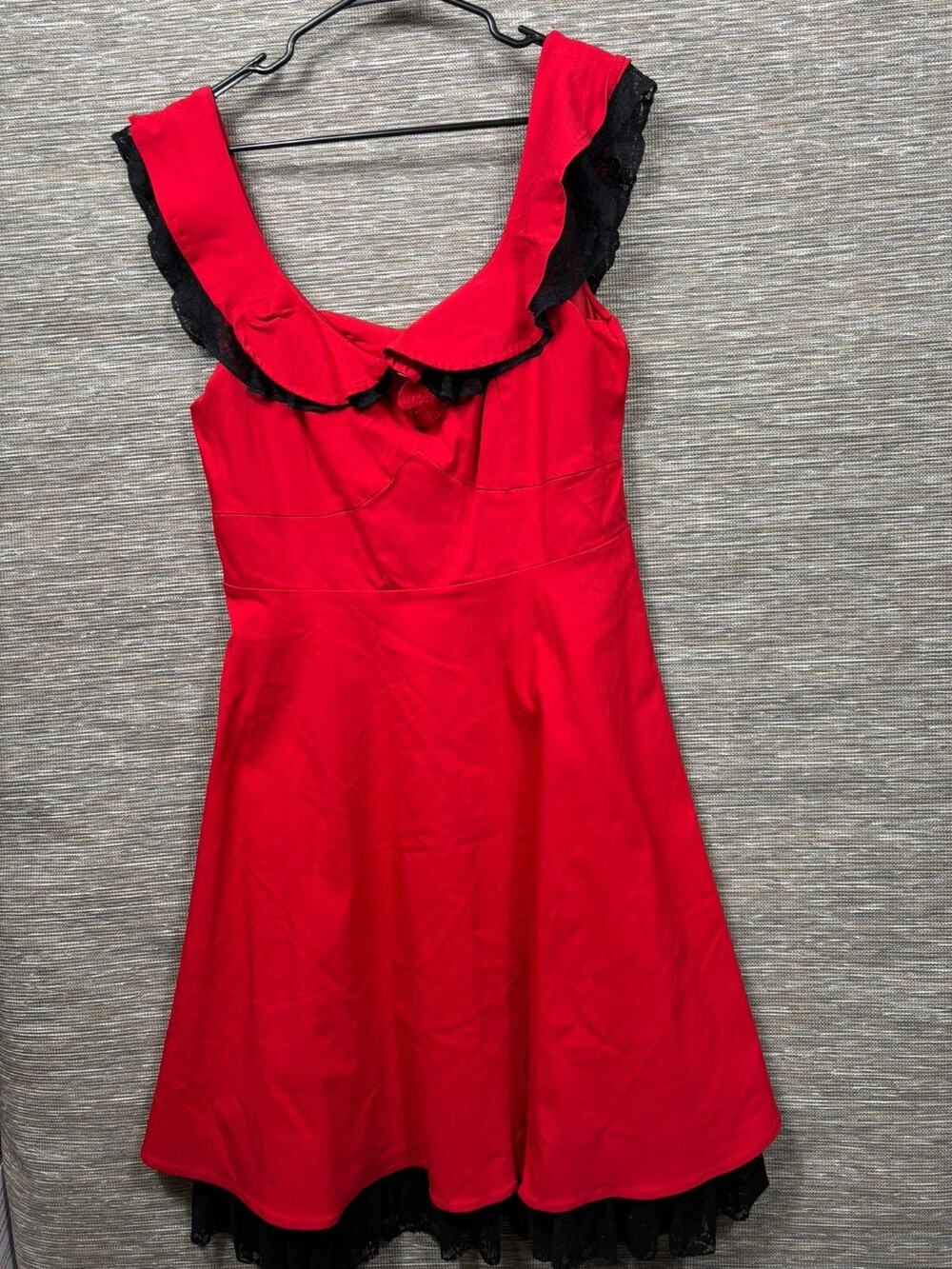 Torrid Peter Pan Fit & Flare Dress Juniors Sz 16 Red Black Lace Trim Sleeveless
